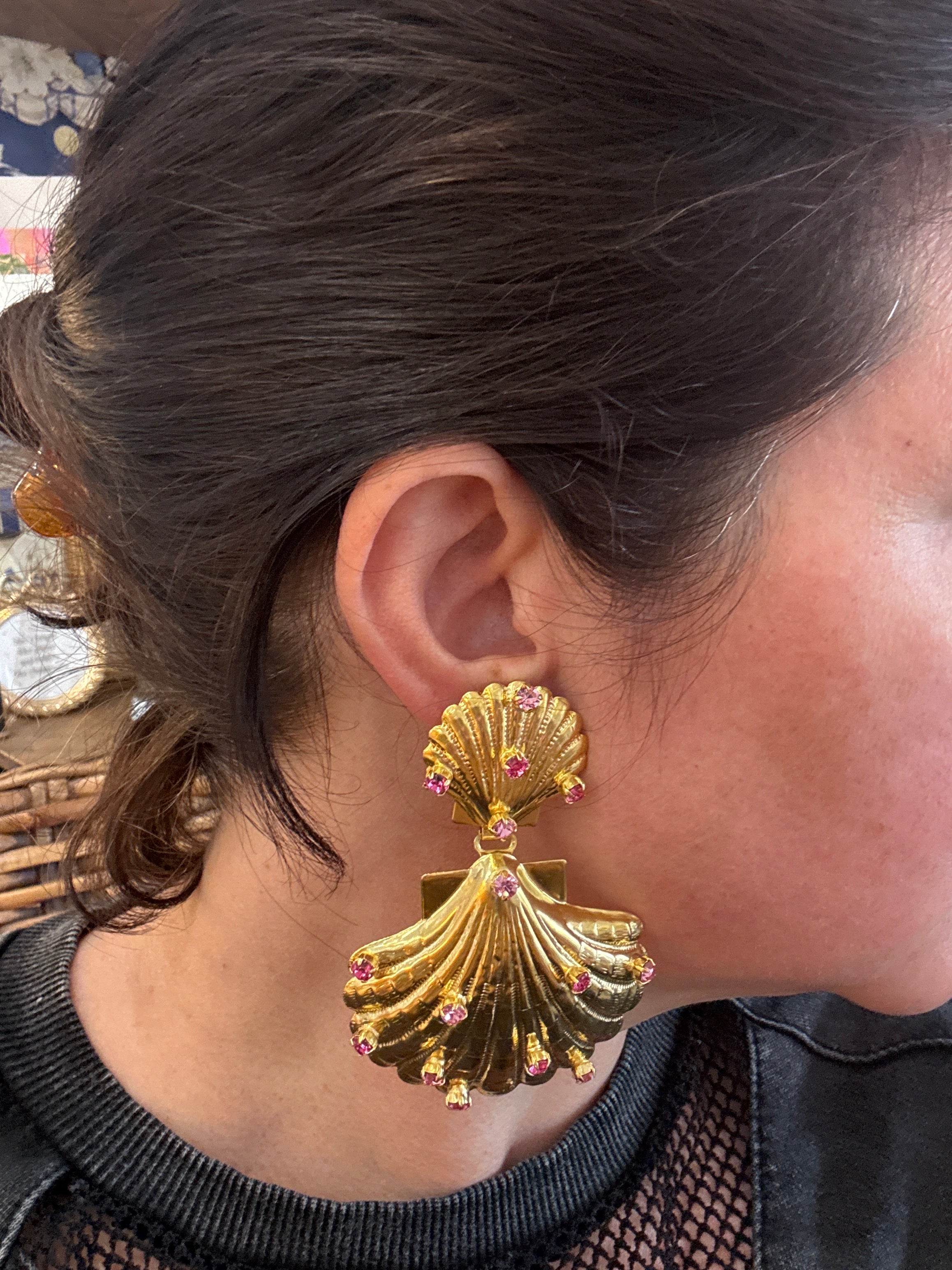Gigi Shell Earring