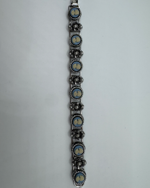 Vintage Cameo Bracelet