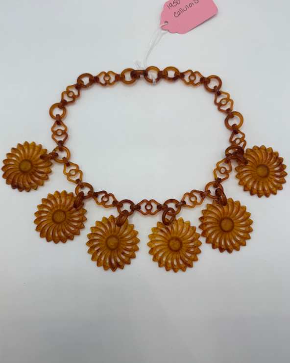 1950s Celluloid Daisy Necklace