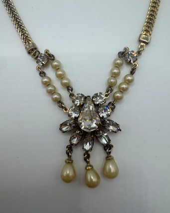 Vintage Pearl & Rhinestone Anne Boleyn Style Necklace